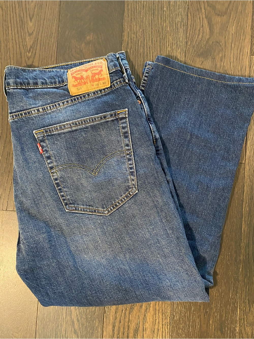 Levi's 514 Men's Blue Straight-Leg Jeans